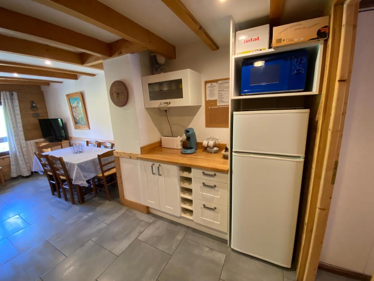 L Alpin Bel Appartement Avec Terrasse Dans Vieille Ferme De Montagne Renovee Les Orres Buitenkant foto