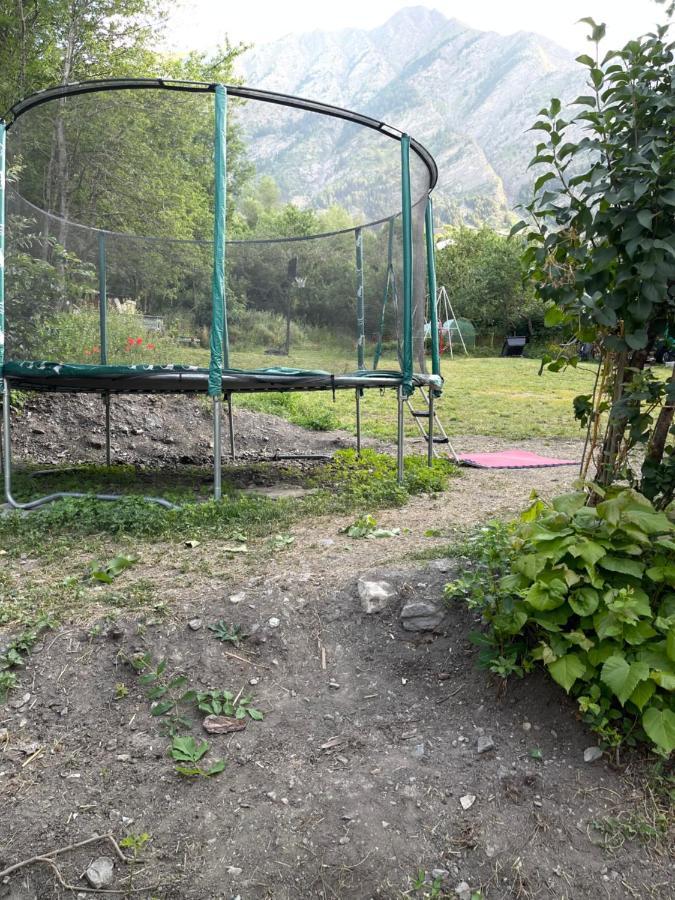 L Alpin Bel Appartement Avec Terrasse Dans Vieille Ferme De Montagne Renovee Les Orres Buitenkant foto