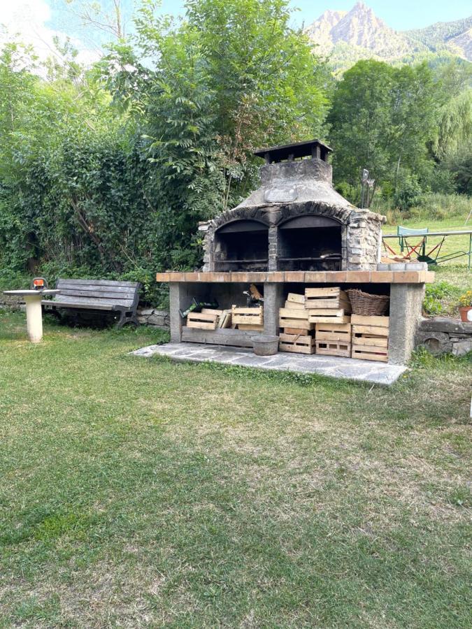 L Alpin Bel Appartement Avec Terrasse Dans Vieille Ferme De Montagne Renovee Les Orres Buitenkant foto